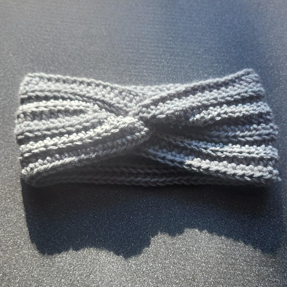 Handmade Knit Gray Twist Headband for Women Acrylic Classic Hair Accessory‎